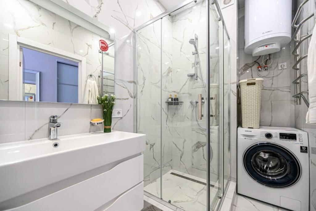 Комфортные Апартаменты 36 Жемчужина Odessa Buitenkant foto