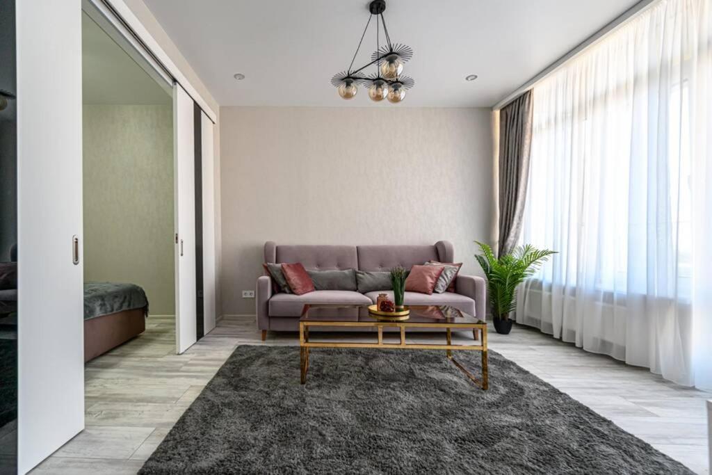 Комфортные Апартаменты 36 Жемчужина Odessa Buitenkant foto