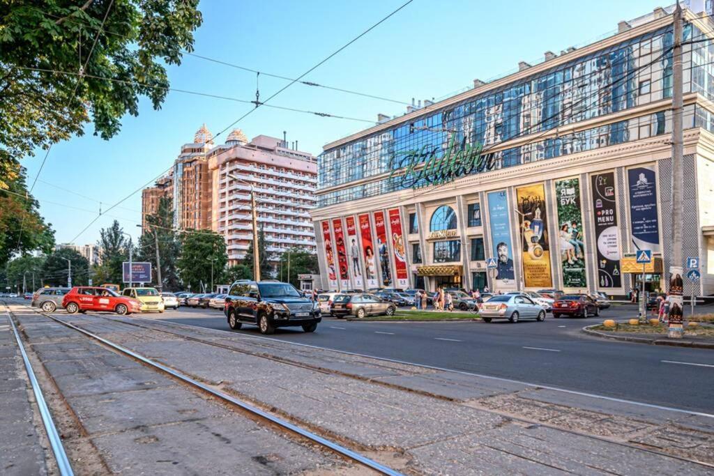 Комфортные Апартаменты 36 Жемчужина Odessa Buitenkant foto