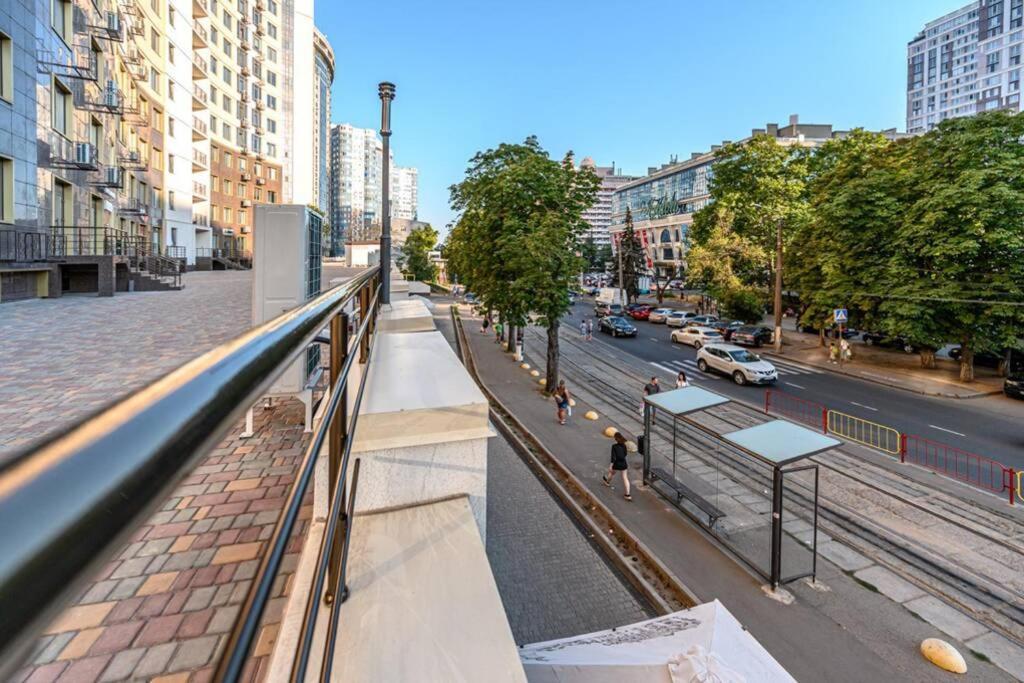 Комфортные Апартаменты 36 Жемчужина Odessa Buitenkant foto