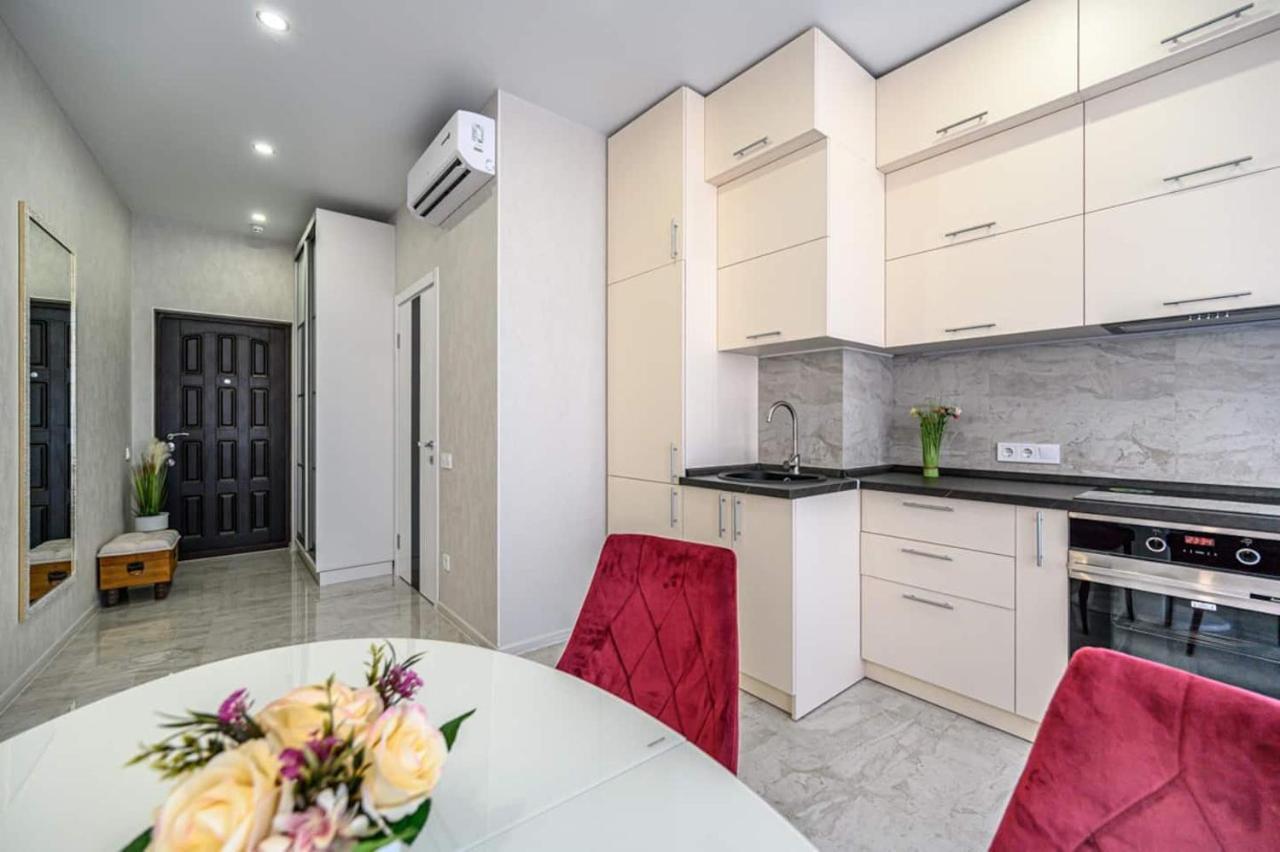 Комфортные Апартаменты 36 Жемчужина Odessa Buitenkant foto