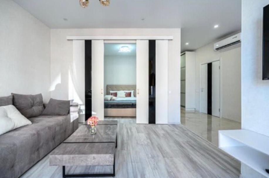 Комфортные Апартаменты 36 Жемчужина Odessa Buitenkant foto